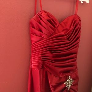 Red maxi prom dress